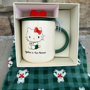 Starbucks x Hello Kitty mug with gift box